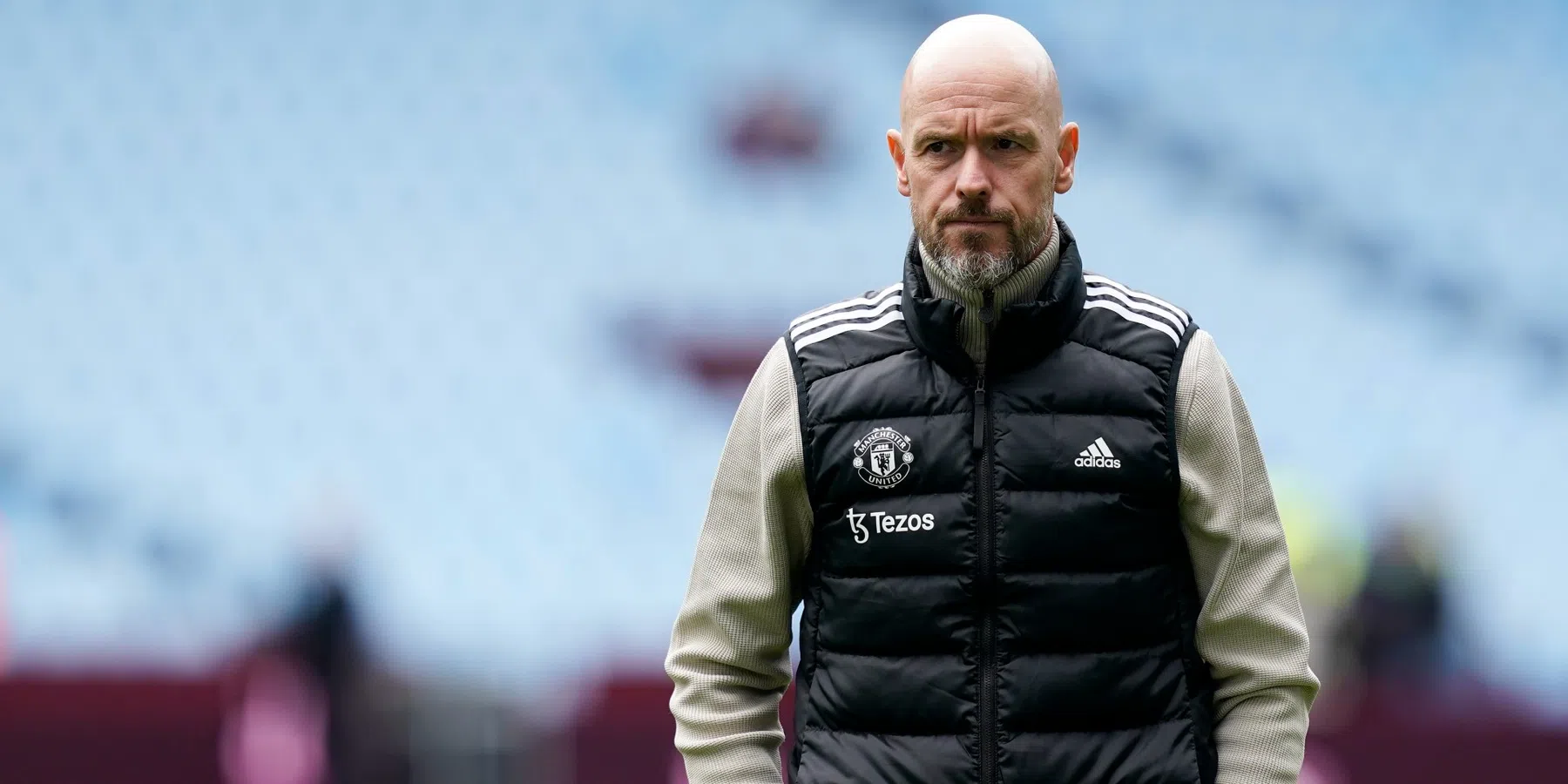 Erik ten Hag blijft aan als trainer van Manchester United