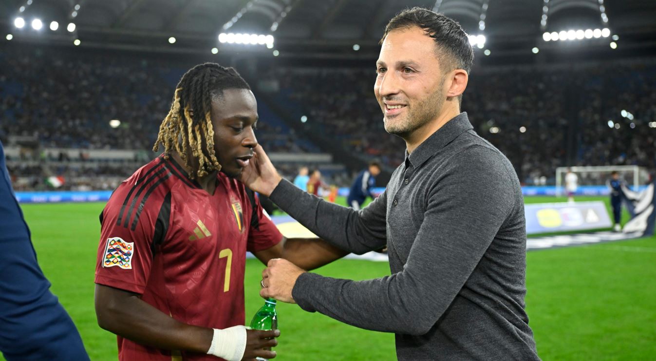 Mulder met kritiek op Tedesco vanwege rechtsachter Doku