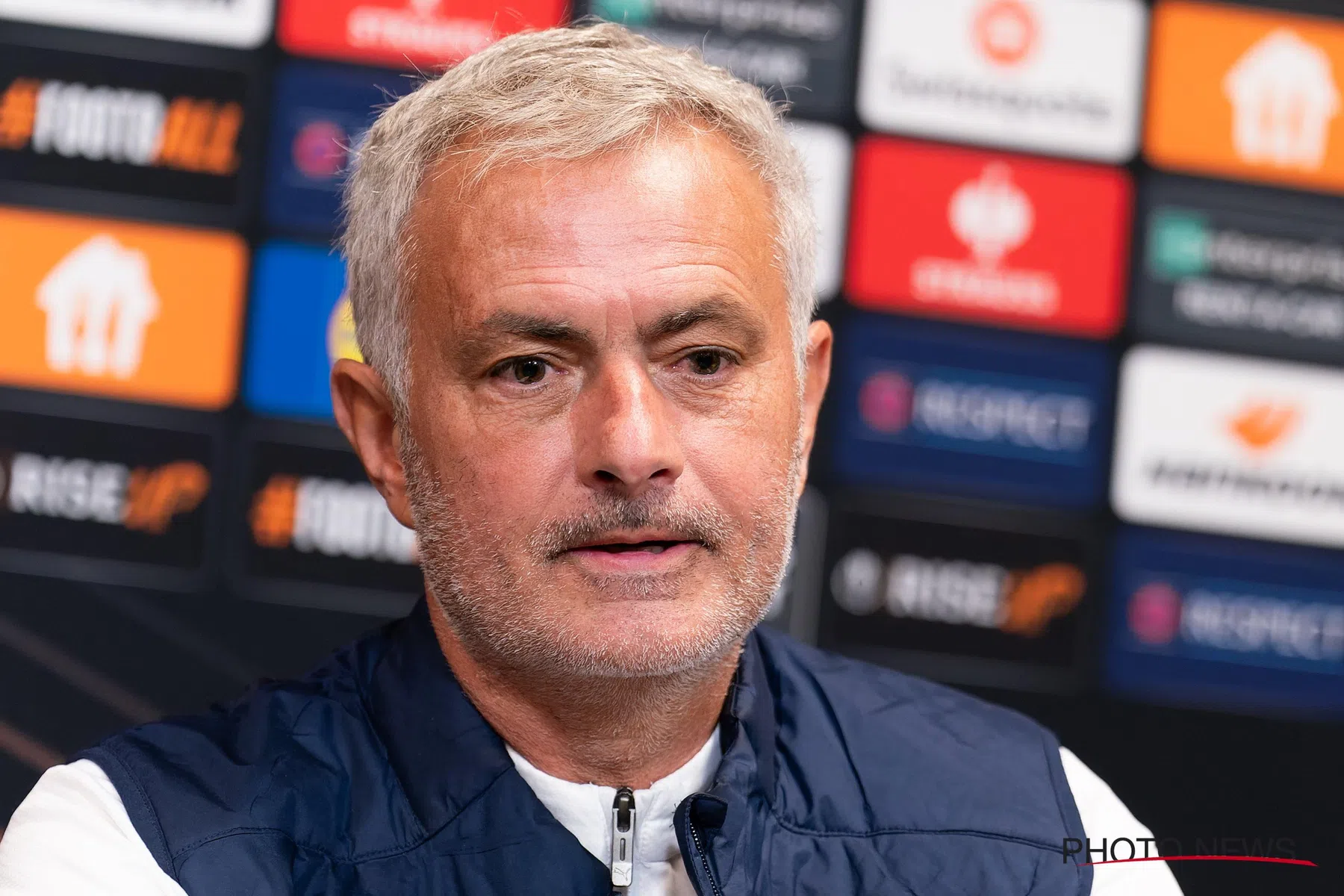 Mourinho reactie na rode kaart tegen Manchester United