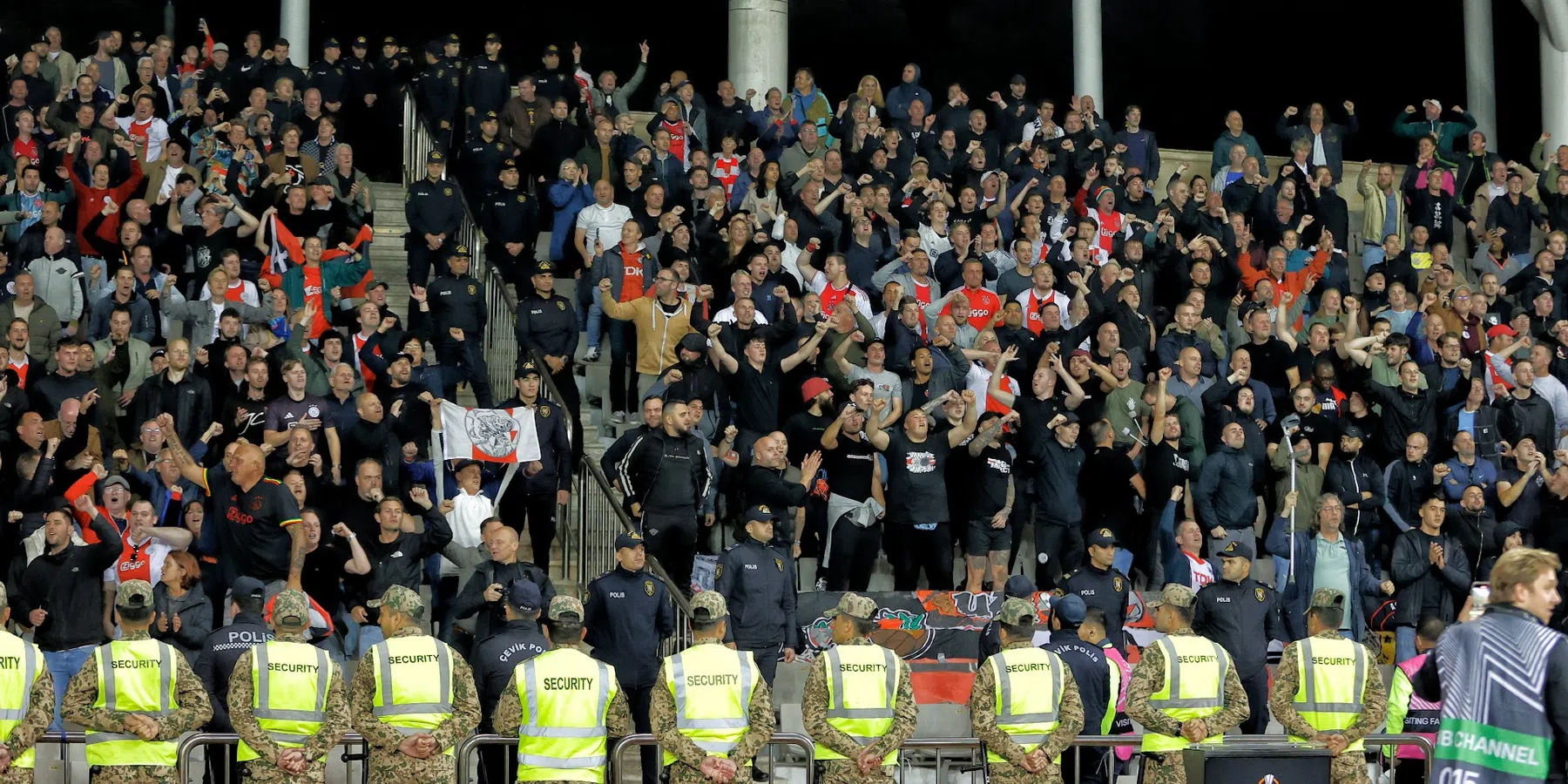 Ajax zonder uitfans tegen Real Sociedad