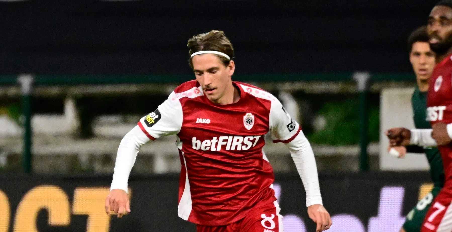 Praet staat voor eerste basisplaats bij Antwerp