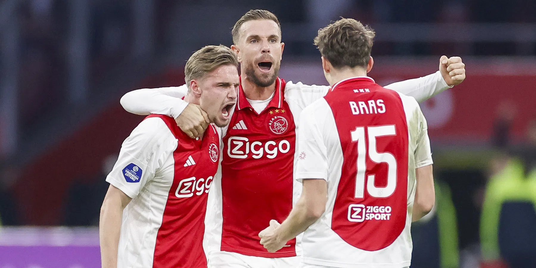 'Veldheer' Henderson bewierookt na Ajax-zege