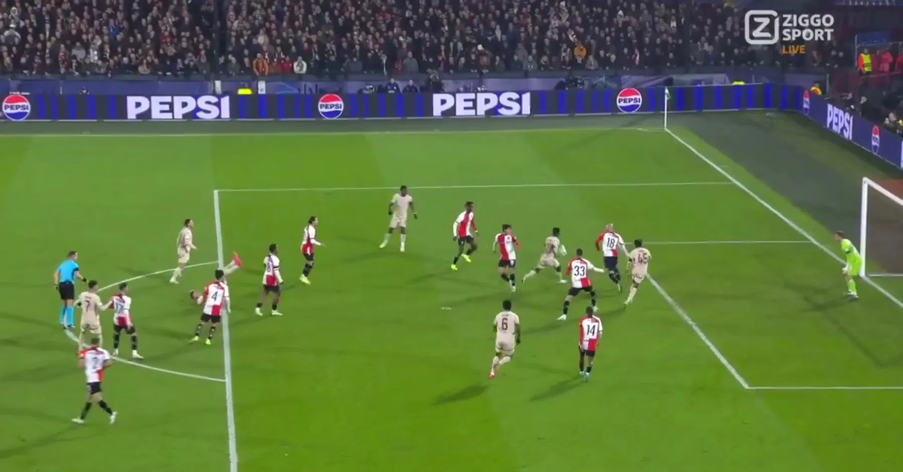 Goal: Feyenoord 0-2 achter in de Kuip