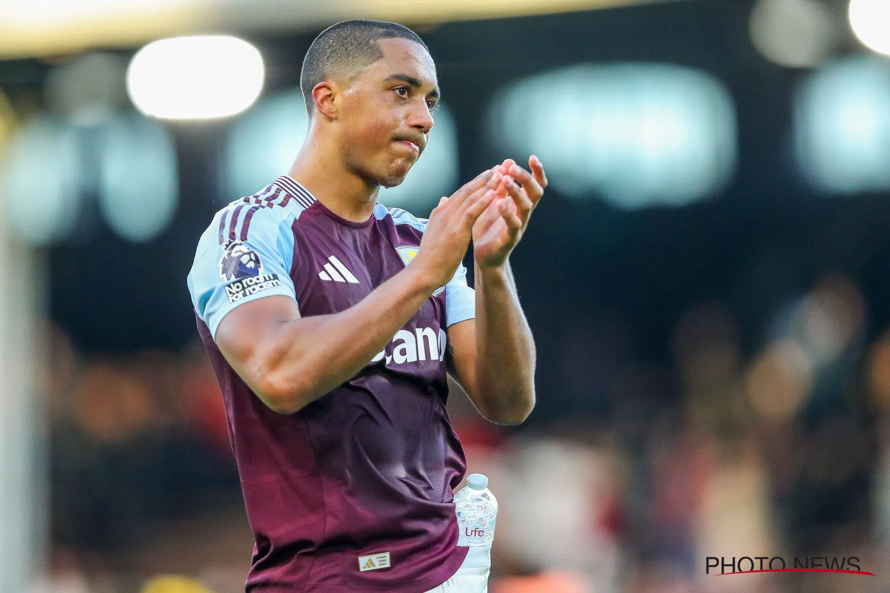 Youri Tielemans speelt met Aston Villa tegen Club Brugge in Champions League