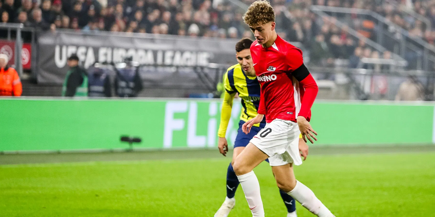 Mijnans genoot van jeugdig AZ tegen Fener