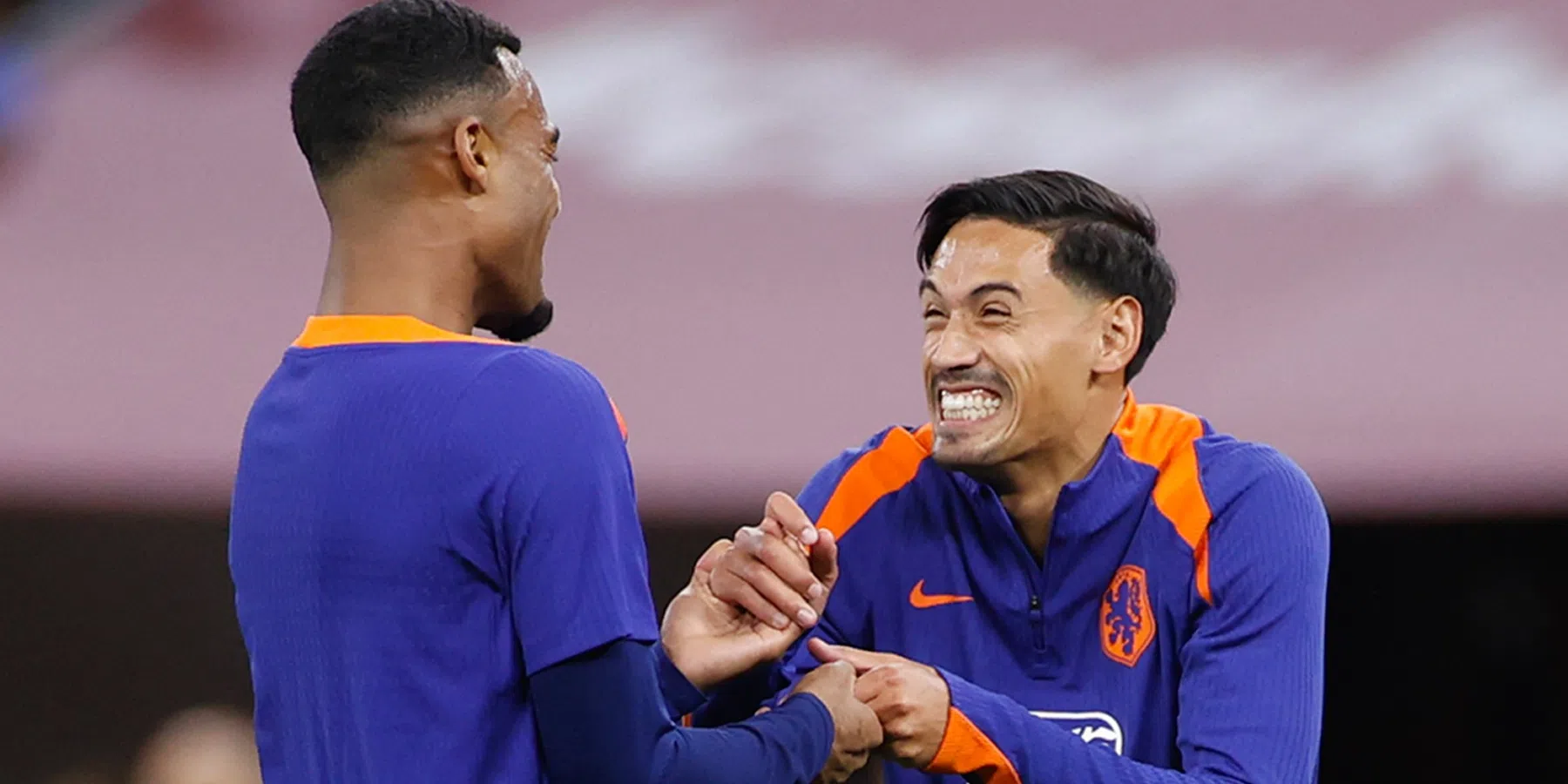 Janssen over middenveld Oranje