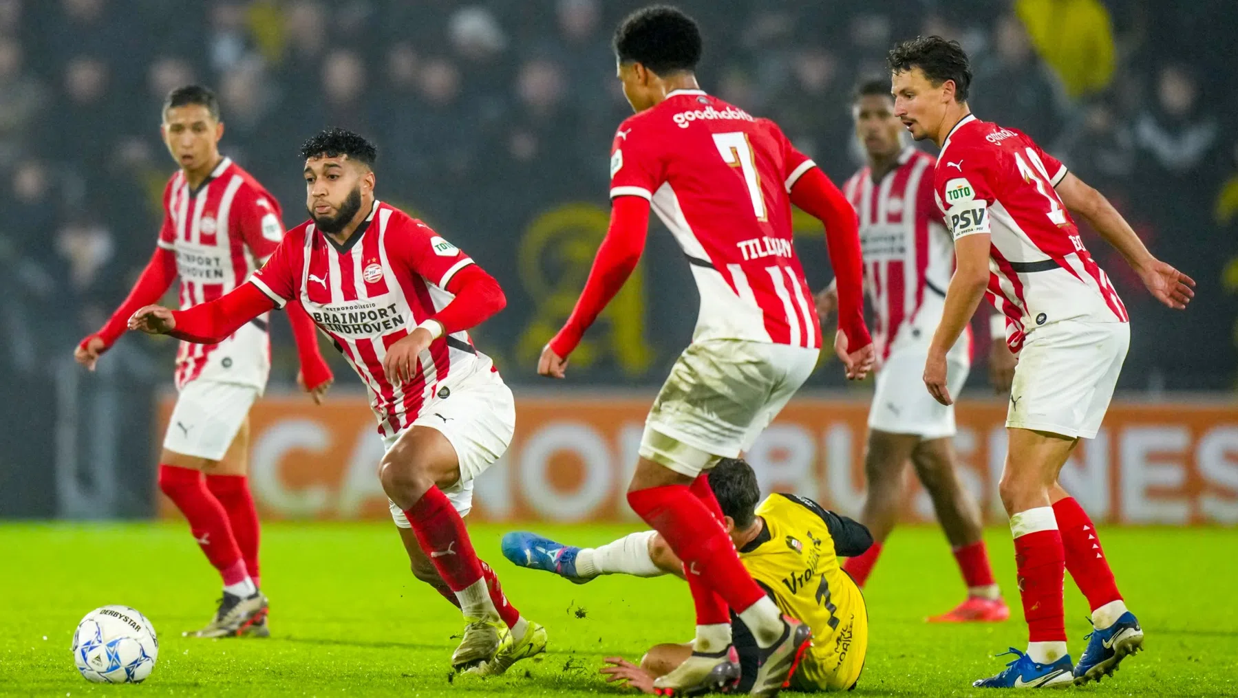 De Mos en Elfrink over zege PSV in Breda 