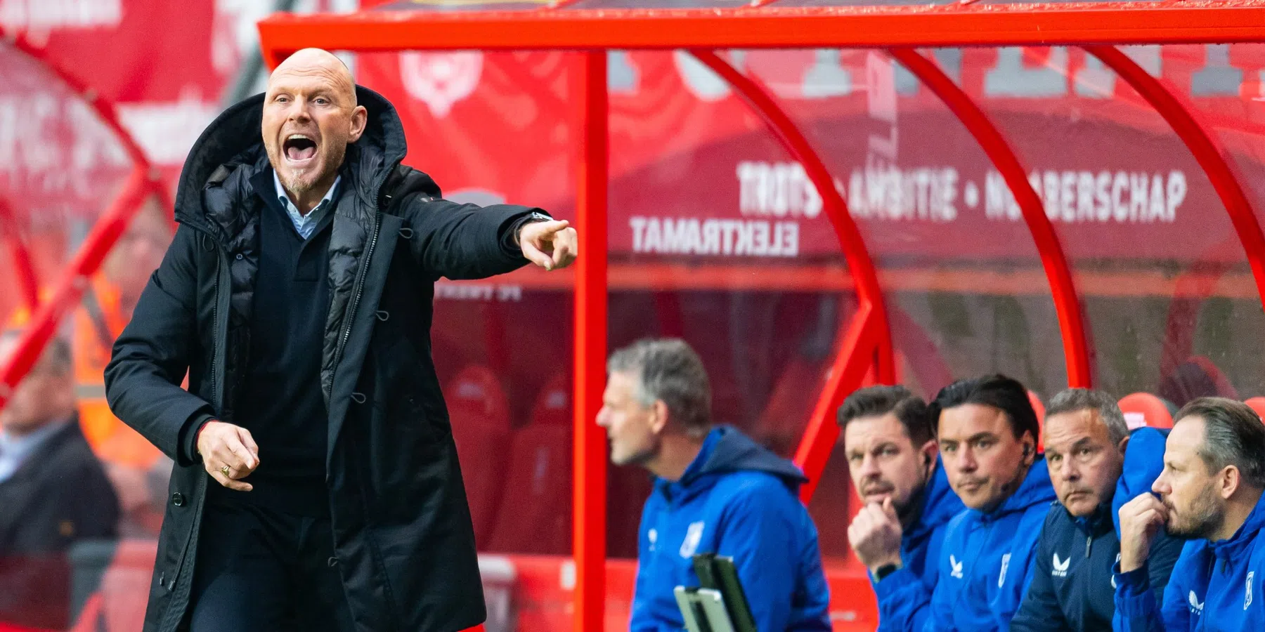 FC Twente-trainer Oosting openhartig over toekomstplannen