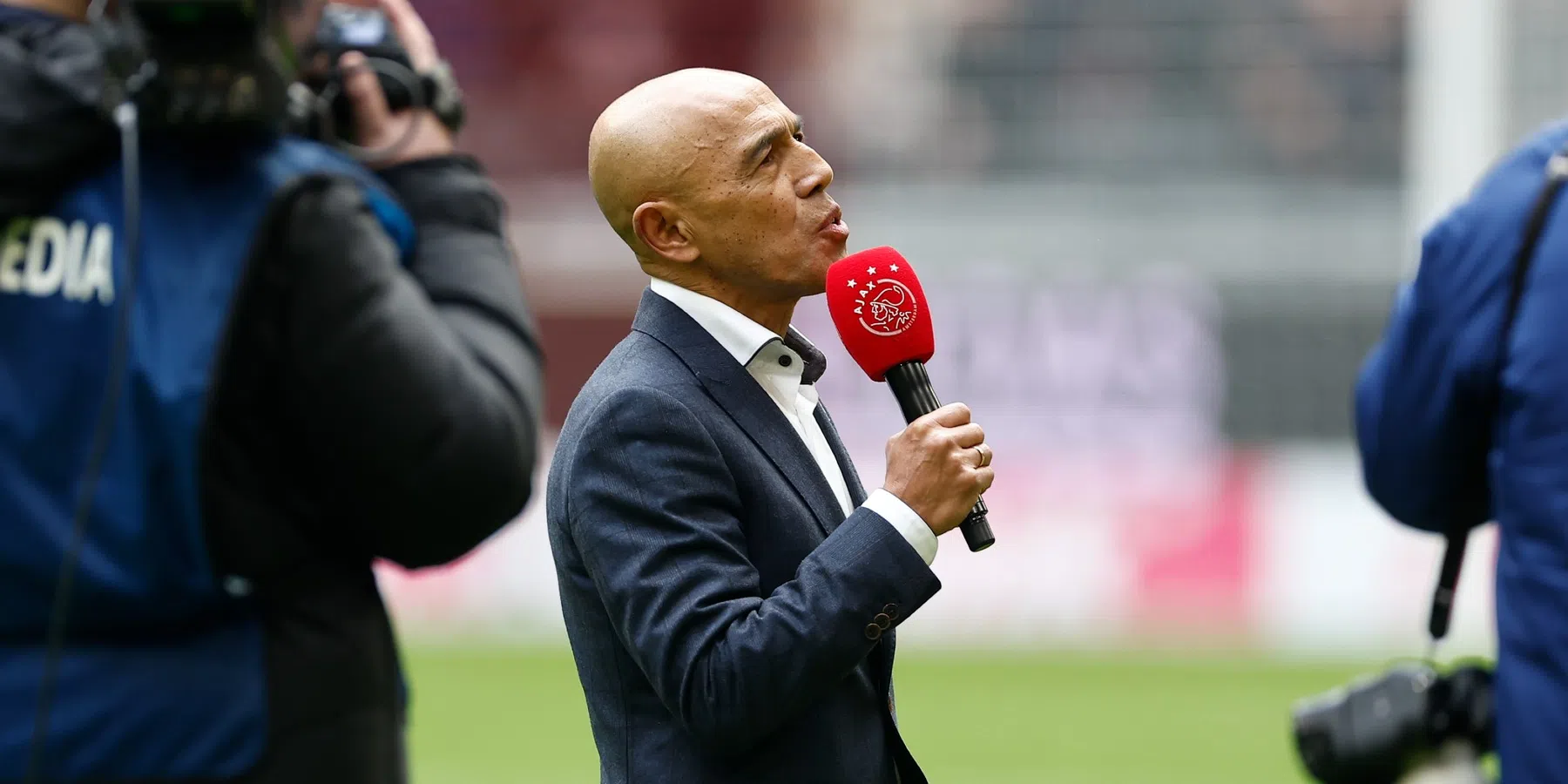 Ajax-clubicoon Tahamata laat van zich horen op sociale media