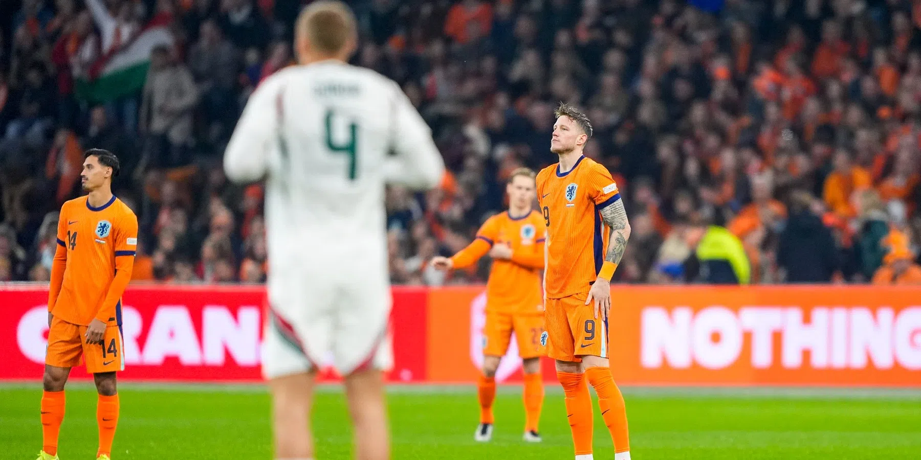 Oranje-duel stilgelegd door medische noodsituatie bij staf Hongarije