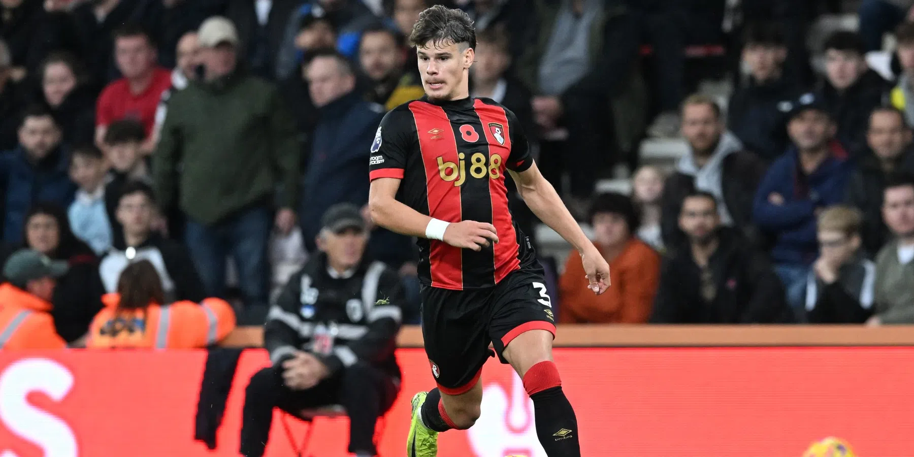 Liverpool richt pijlen op Milos Kerkez