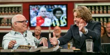 Thumbnail for article: Van der Gijp tipt PSV, Ajax en Feyenoord: 'Meen ik uit de grond van mijn hart'