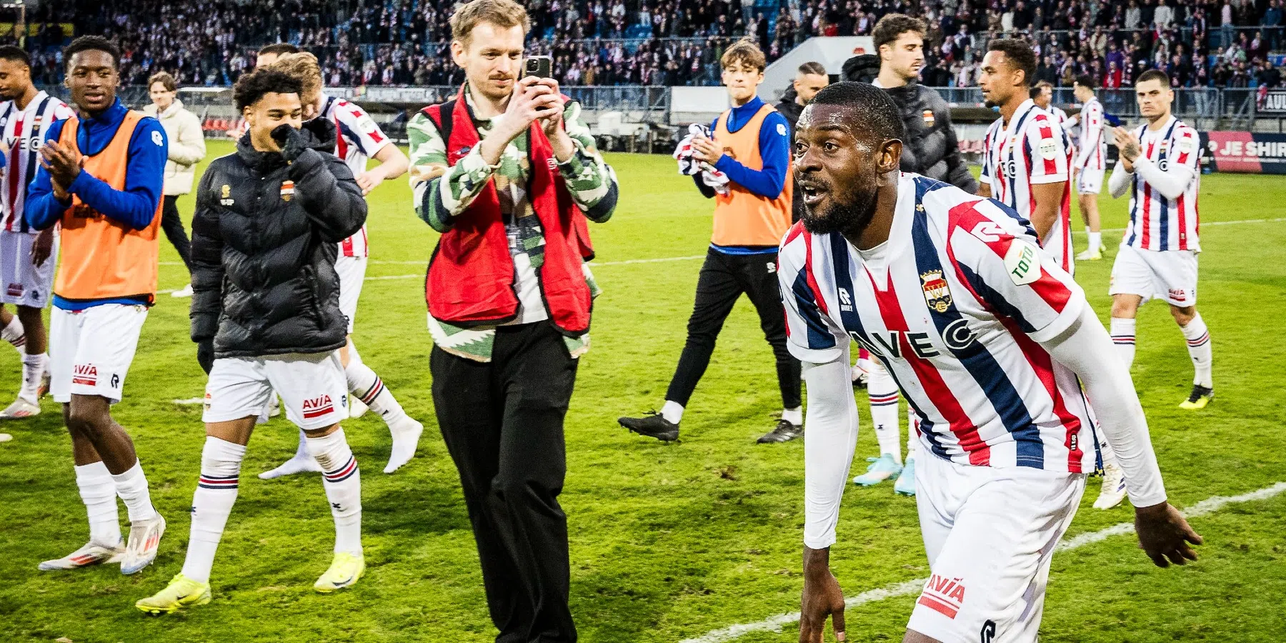 Vlam in de pan bij Willem II - NAC: 'Agressie van kinderen'