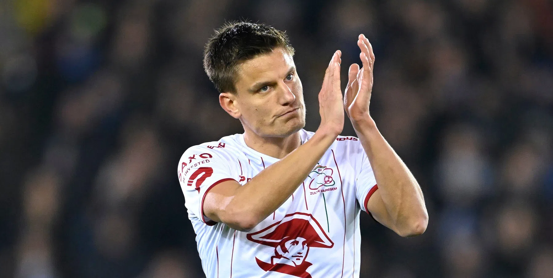 Zulte Waregem scoort vijf keer, hattrick Vossen en koppositie