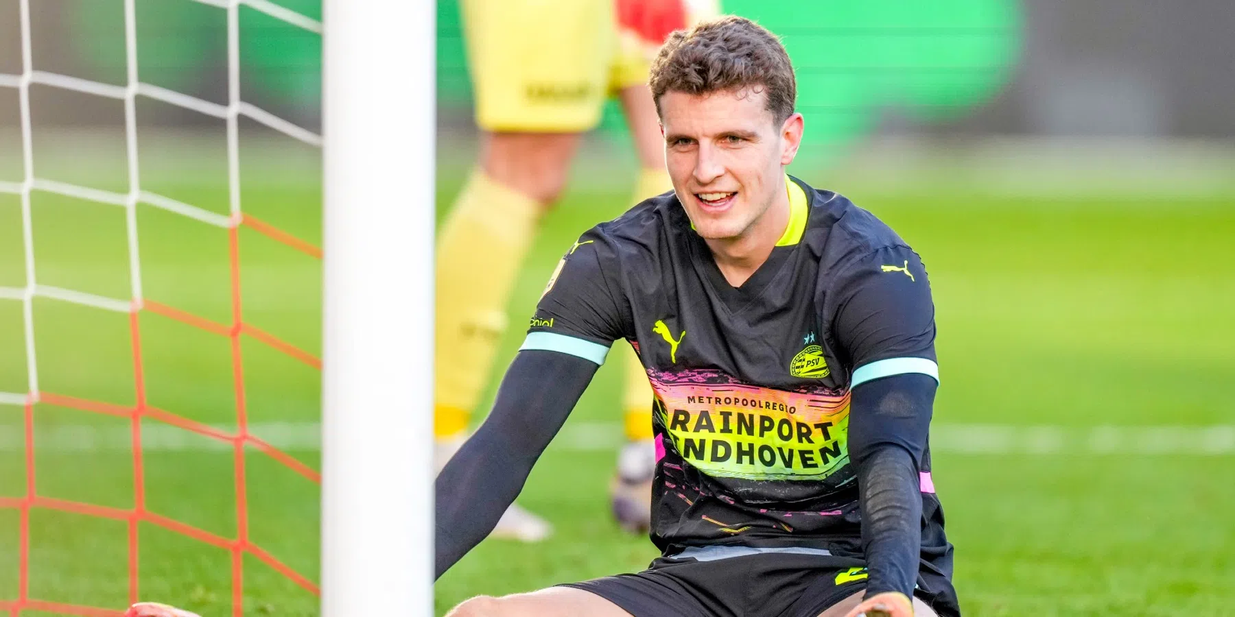 Van den Brom en Pusic over veelbesproken uitspraken van PSV-middenvelder Til