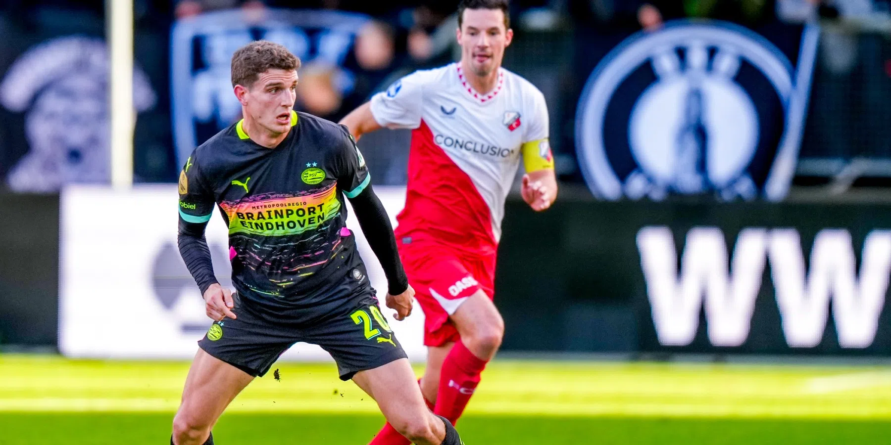 Derksen kraakt Van Hooijdonk