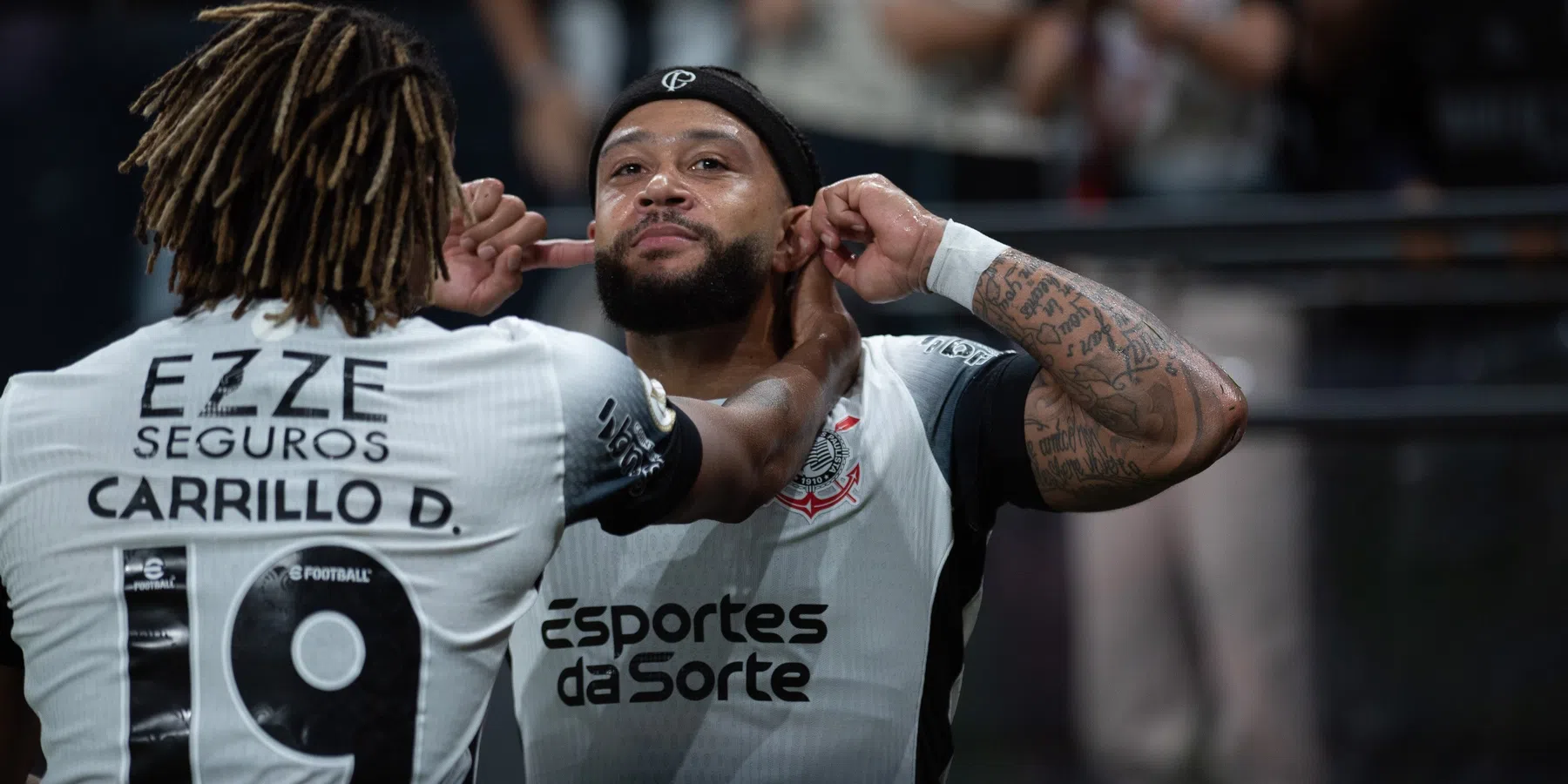 Memphis grijpt wéér spotlights bij Corinthians: twee goals, geweldige vrije trap