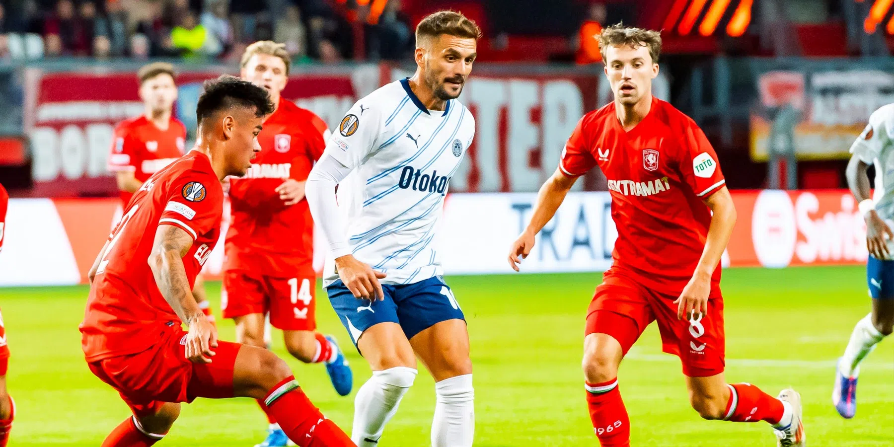 Regeer en Hilgers raken geblesseerd bij FC Twente