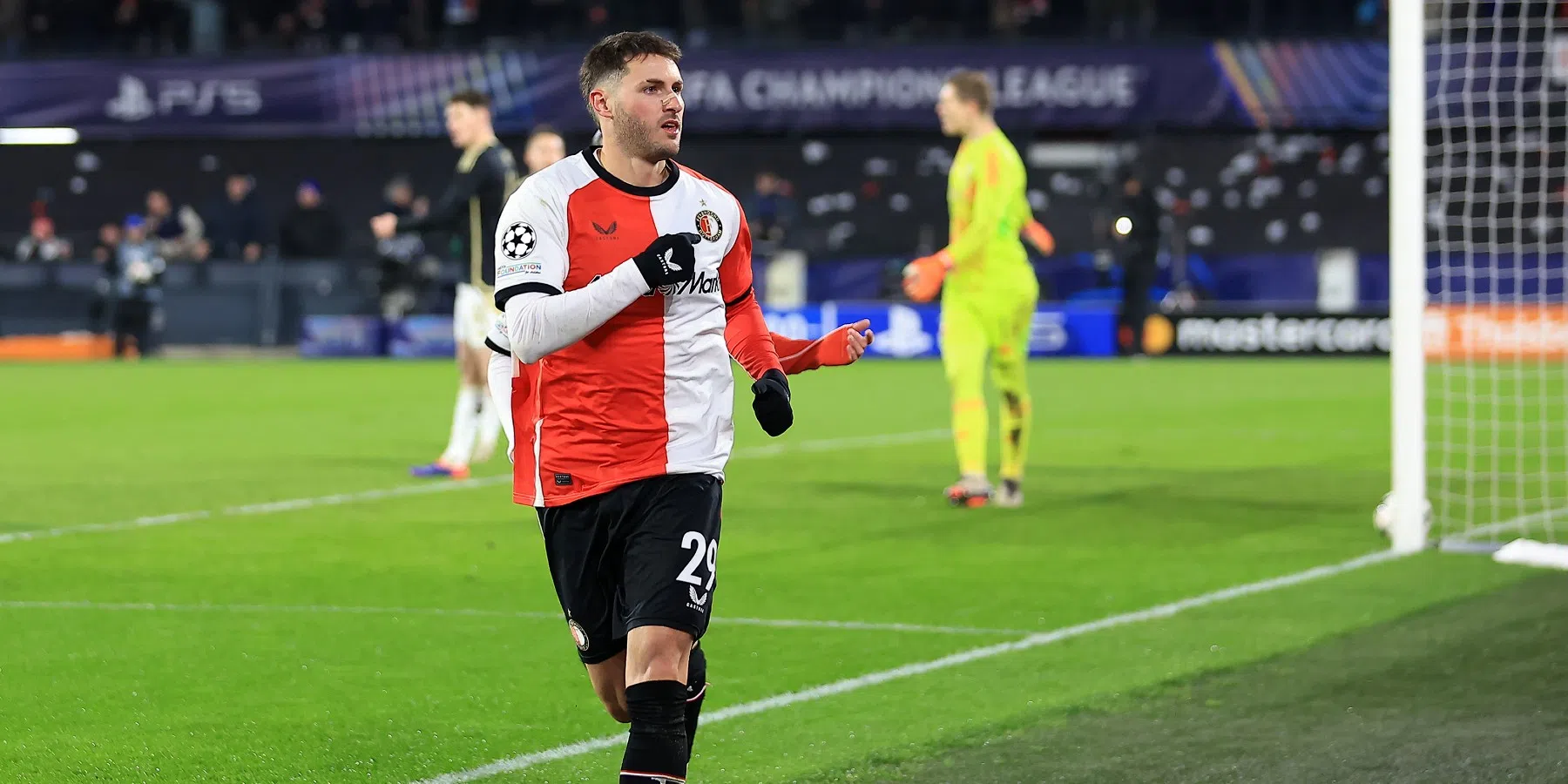 Giménez blij om weer belangrijk te zijn voor Feyenoord