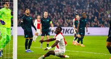 Thumbnail for article: Driessen schrikt tijdens Ajax - Lazio: 'De man kan niet koppen, ongelooflijk'