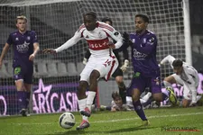 Thumbnail for article: Beerschot zoekt naar belangrijke driepunter, maar raakt ook niet voorbij Standard