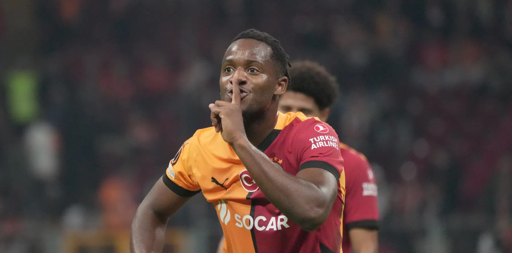 Galatasaray dankt zowel Mertens als Batshuayi