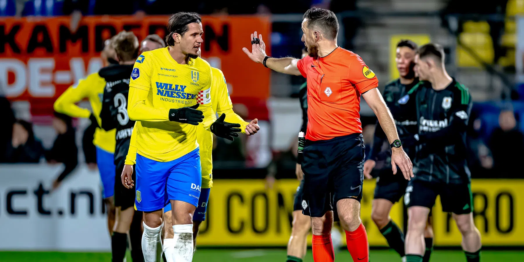 Reacties na arbitrale blunder van afgekeurde PEC-goal