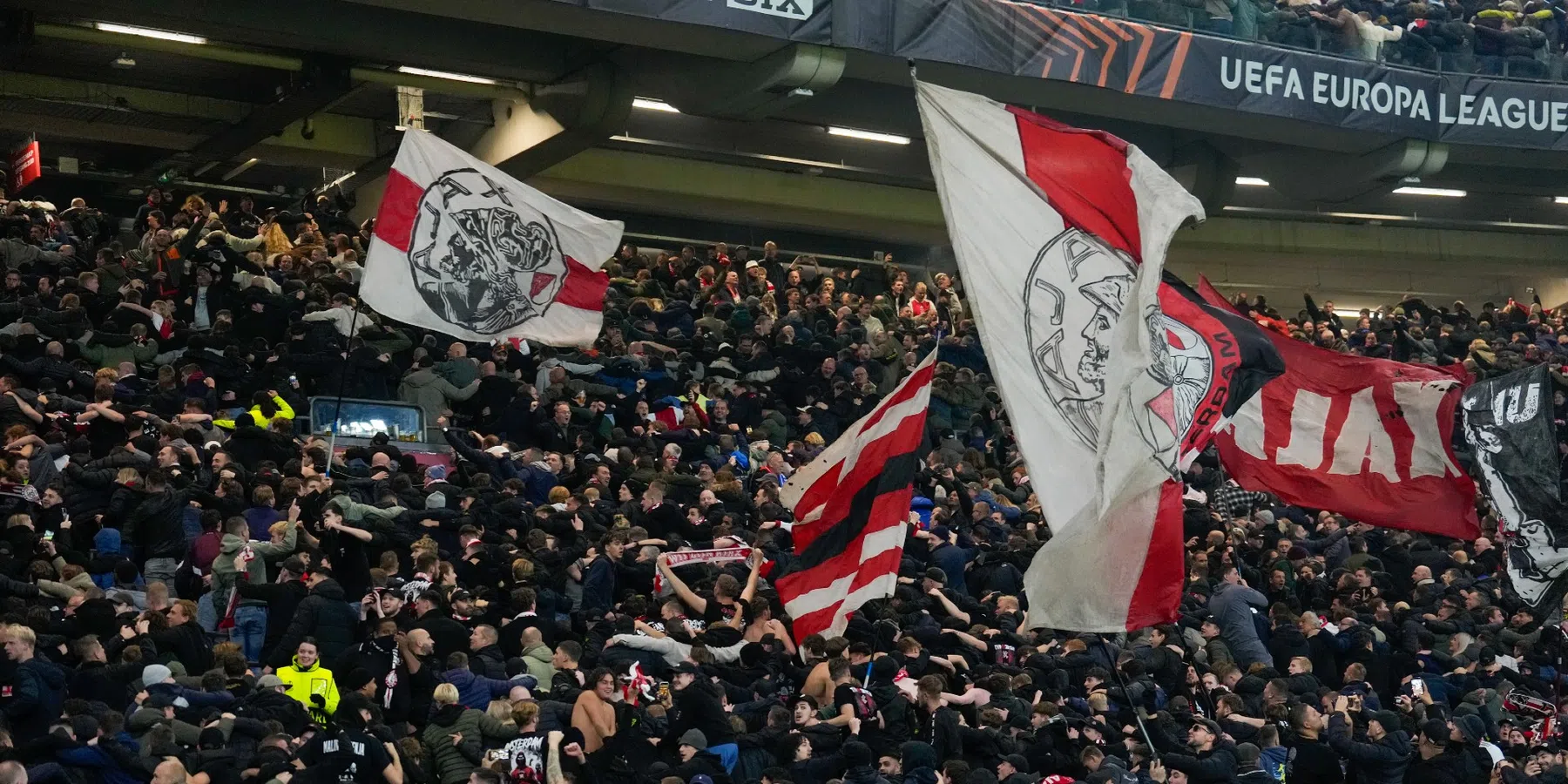 Ruim 2250 Ajax-fans gaan mee naar RFS in Letland