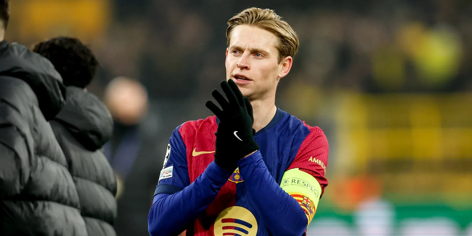 De Jong eerlijk bij Barcelona