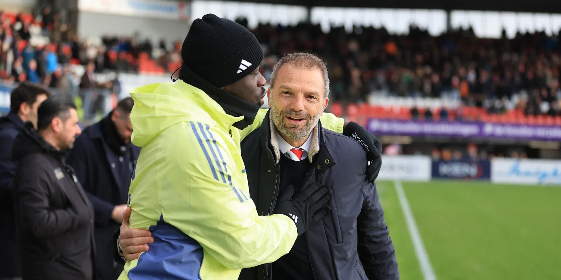 Spelers Ajax zoeken Steijn op voor duel met Sparta