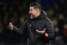 Thumbnail for article: Hasi de langstzittende trainer in de JPL: "De job als coach is de gevaarlijkste van het land"