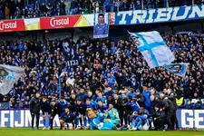 Thumbnail for article: Koploper Genk deelt prachtig kerstgebaar en laat selectie ontbijten met daklozen