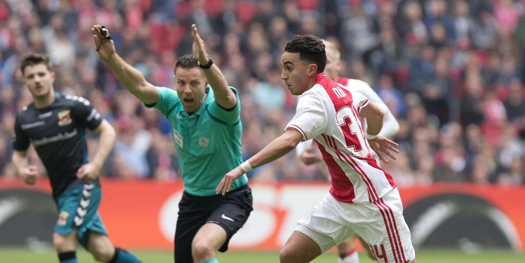 Riedewald in Antwerp over Abdelhak Nouri: "Wil er voor hem en zijn familie zijn”