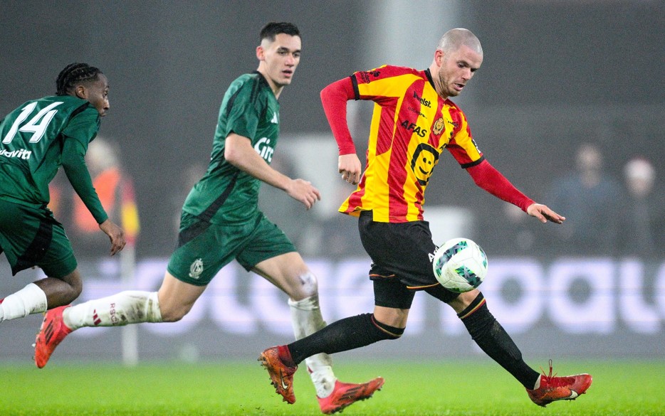 Geoffry Hairemans over KV Mechelen in Jupiler Pro League