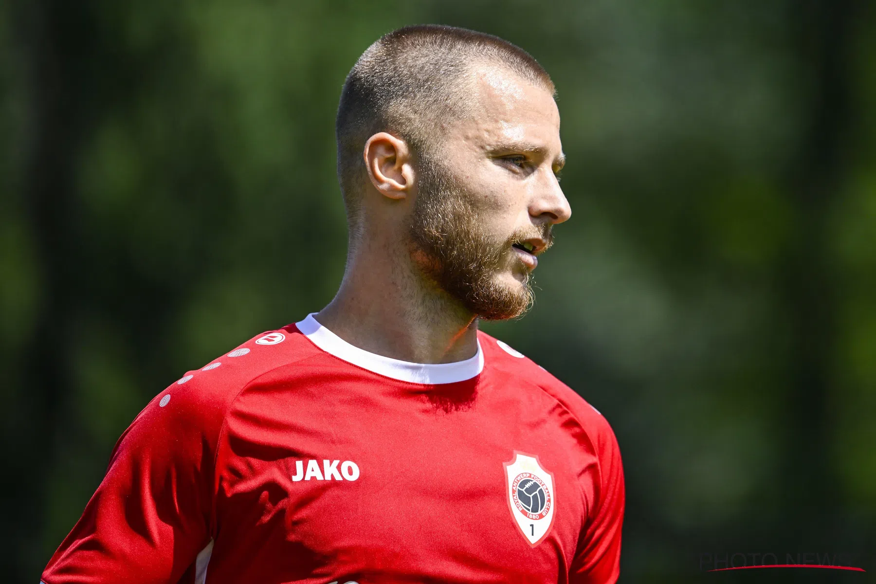 Laurit Krasniqi ziet contract ontbonden worden door Royal Antwerp FC