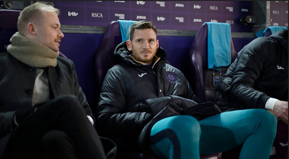 Anderlecht-fans steken Vertonghen een hart onder de riem: 'Kop op cap'