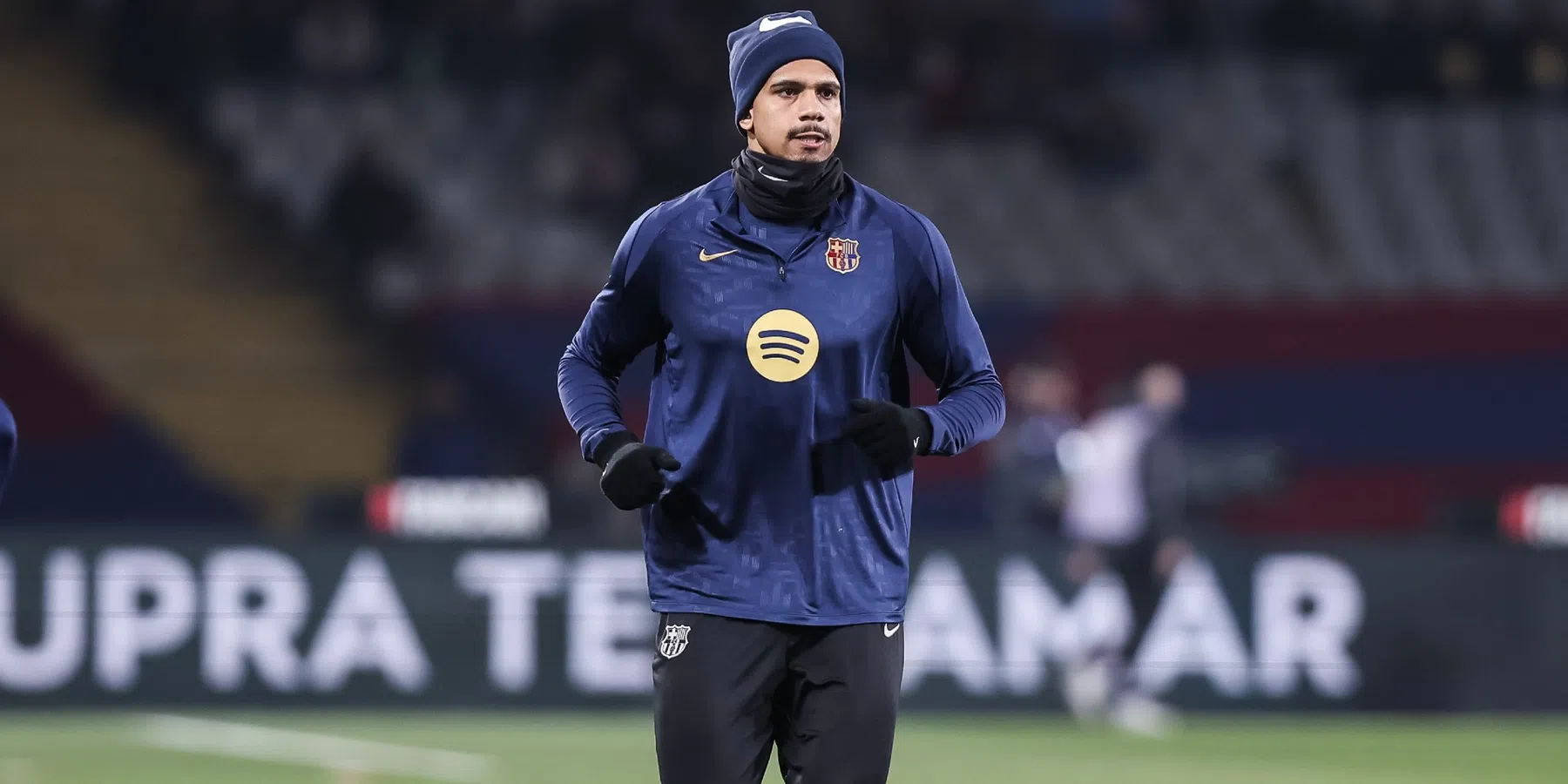 Juventus schakelt door van Hancko naar Araujo