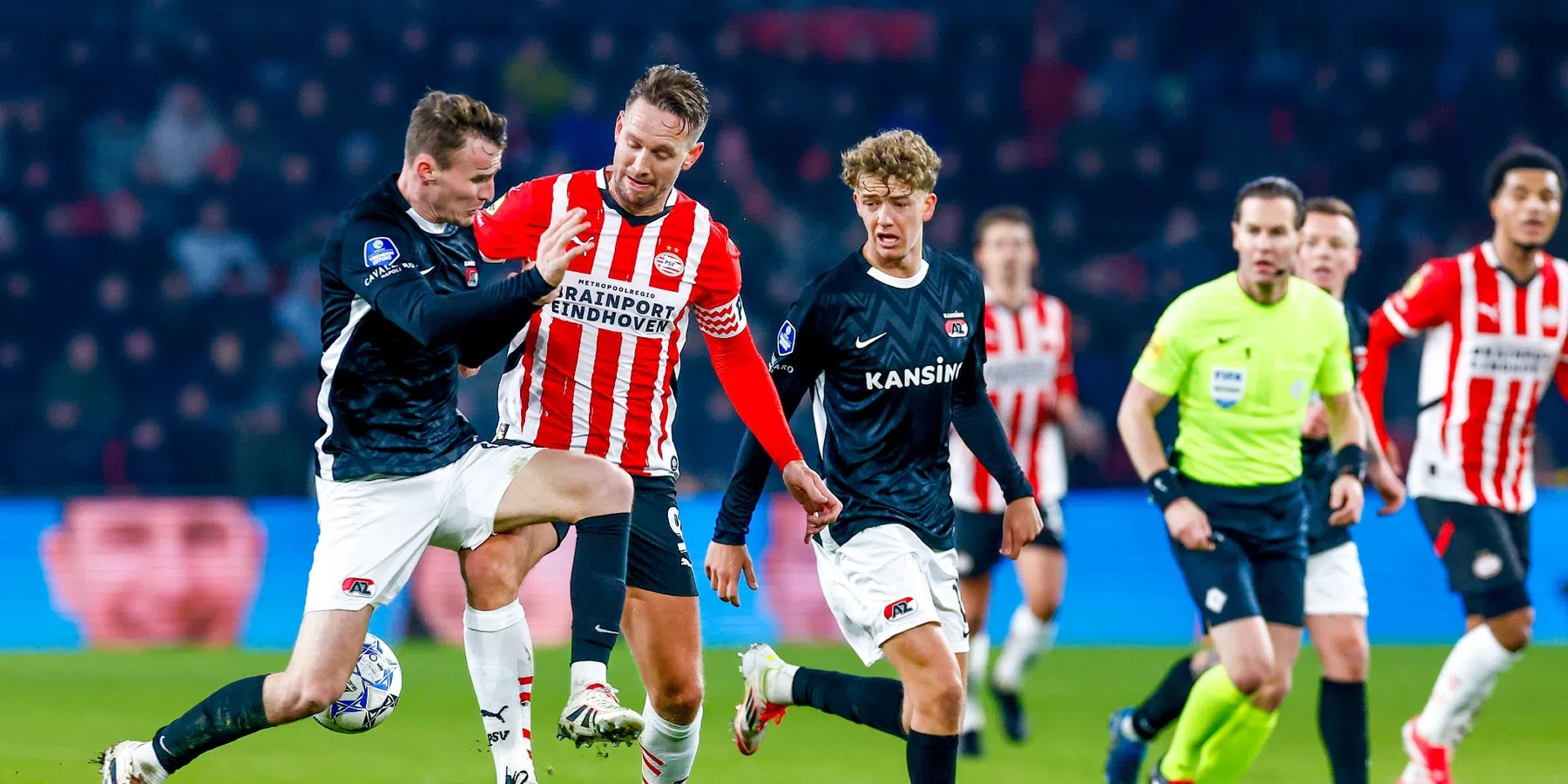 Balende De Jong zet PSV-spelers op scherp