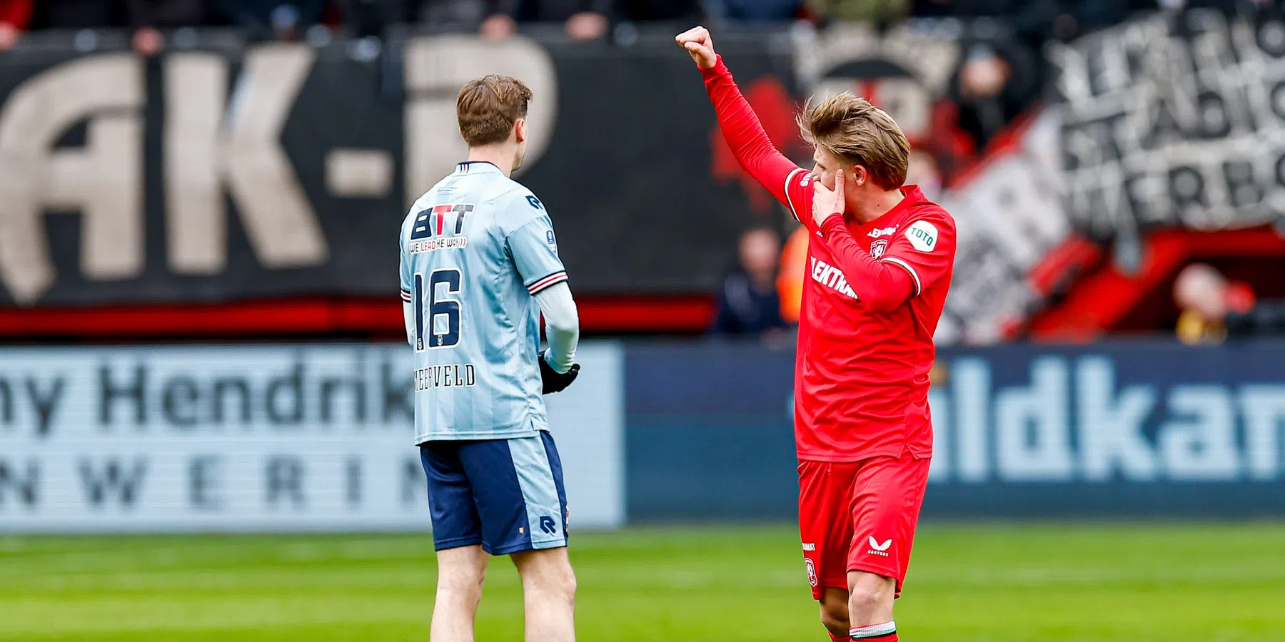 Hattrickheld Steijn goud waard voor FC Twente, dat door zege klimt op ranglijst