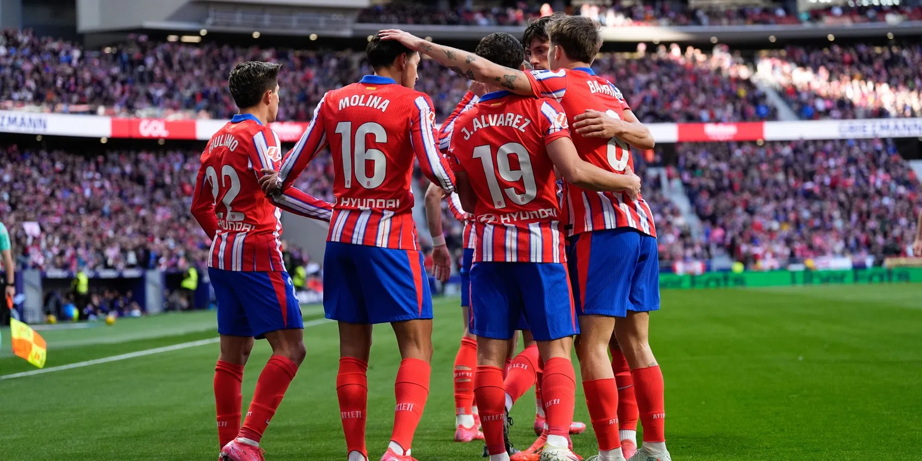 Atlético wint weer en behaalt record