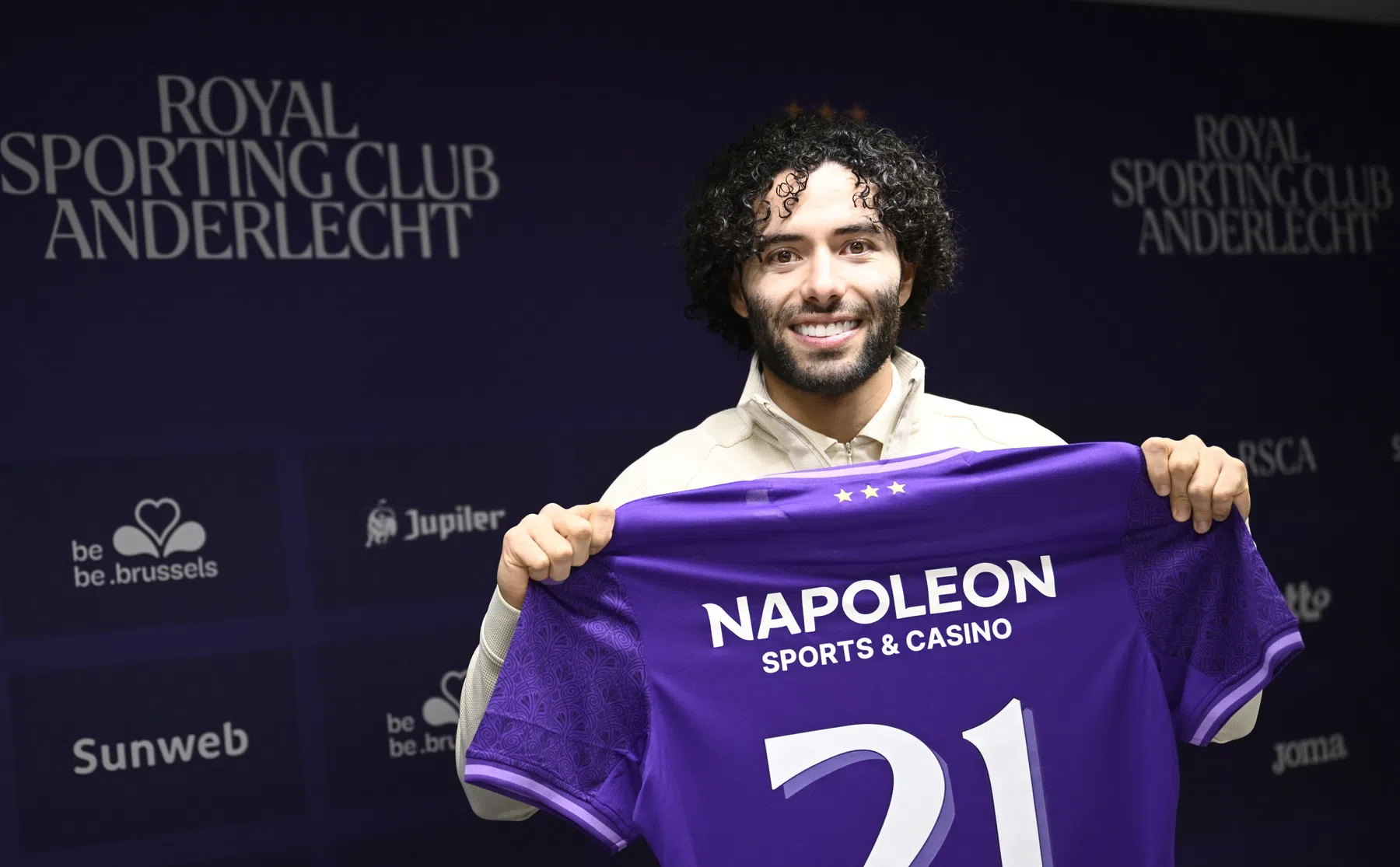 César Huerta gaf eerste persconferentie bij RSC Anderlecht