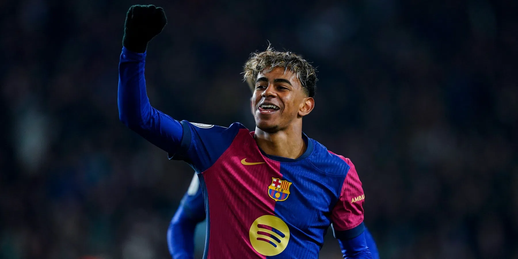 FC Barcelona wint met Frenkie van Betis Sevilla