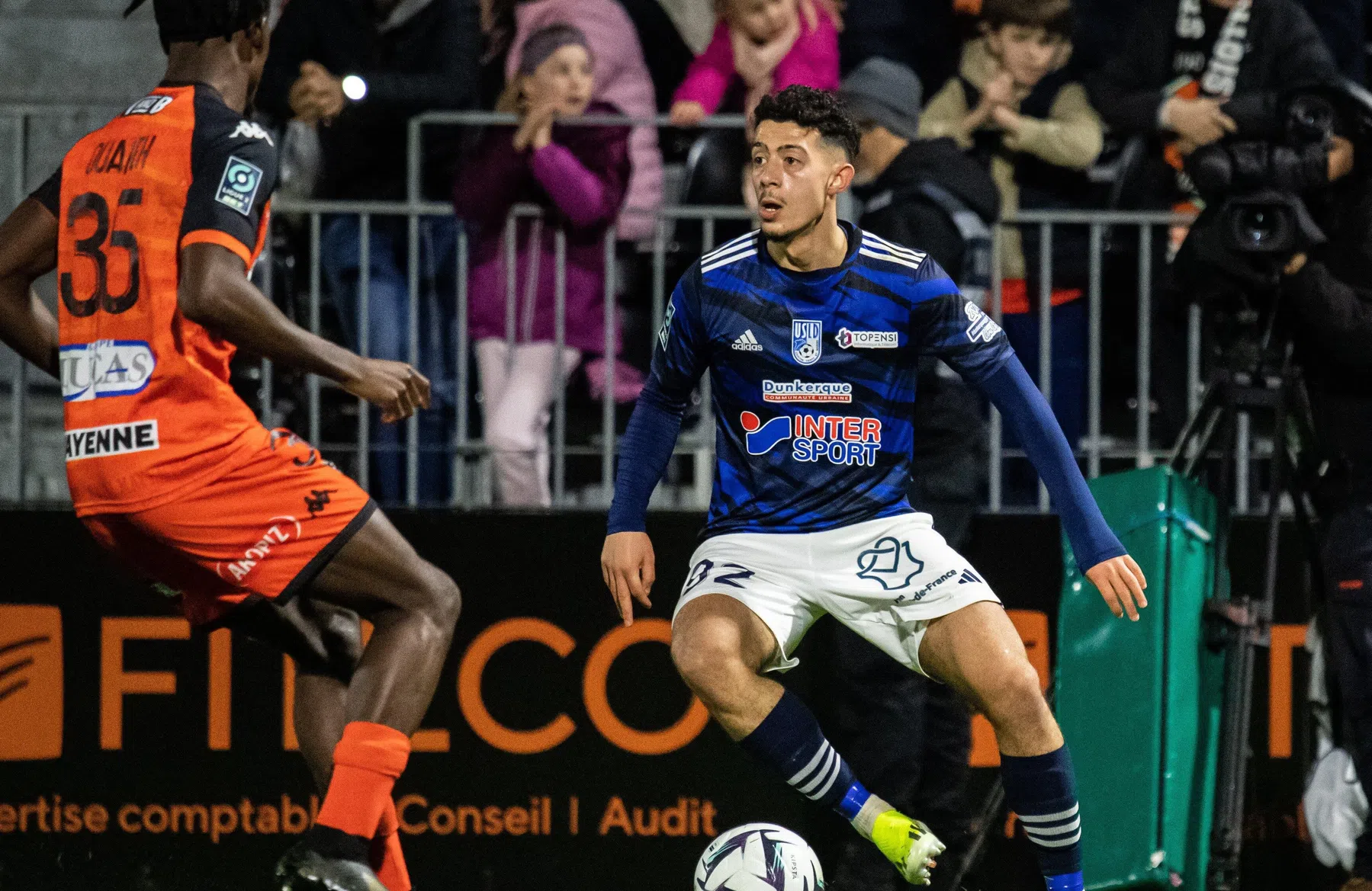 Middenvelder Aïman Maurer naar RWDM
