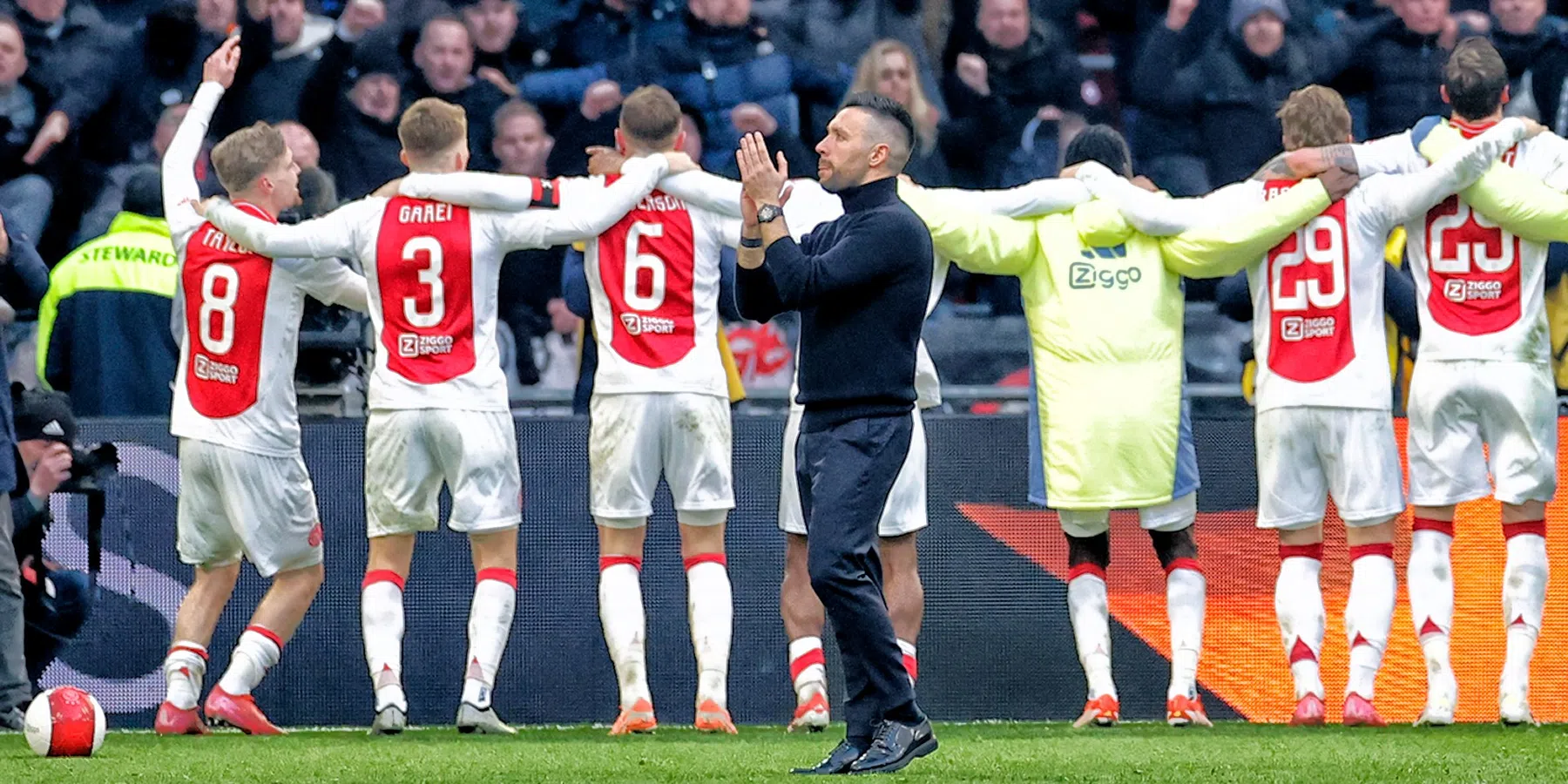 Emotionele Farioli geeft uitleg over tranen en Brobbey-wissel