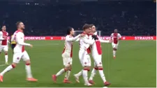 Thumbnail for article: Taylor doet het voor tiental Ajax: Amsterdammers op voorsprong in verlenging