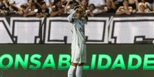 Thumbnail for article: Neymar scoort op fenomenale wijze en heeft boodschap voor Memphis