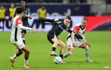 Thumbnail for article: Frankfurt-trainer komt superlatieven te kort: 'Kunnen wij nog van Ajax leren'