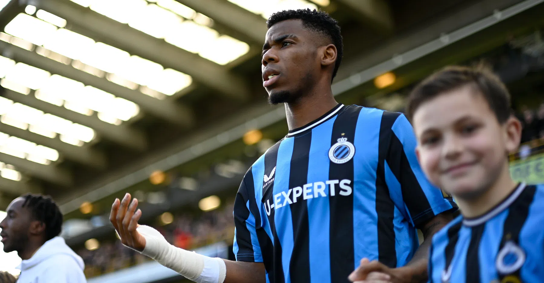Cruciale keuze voor Club Brugge: risico met Onyedika of focussen op de titel?