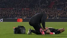 Thumbnail for article: Schrik bij Feyenoord: ook laatste rechtsback op de grond met handen voor ogen