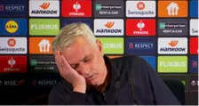 Thumbnail for article: 'Slapende en snurkende' Mourinho bij Fenerbahçe door langdradige journalist